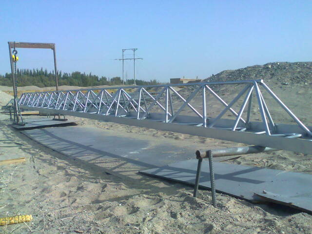 临渭专业承揽大中小型喷涂翻新施工业务！